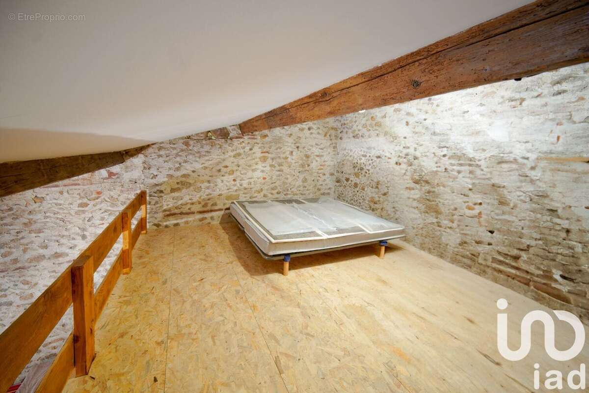 Maison 94 m² à Pia  - photo 9
