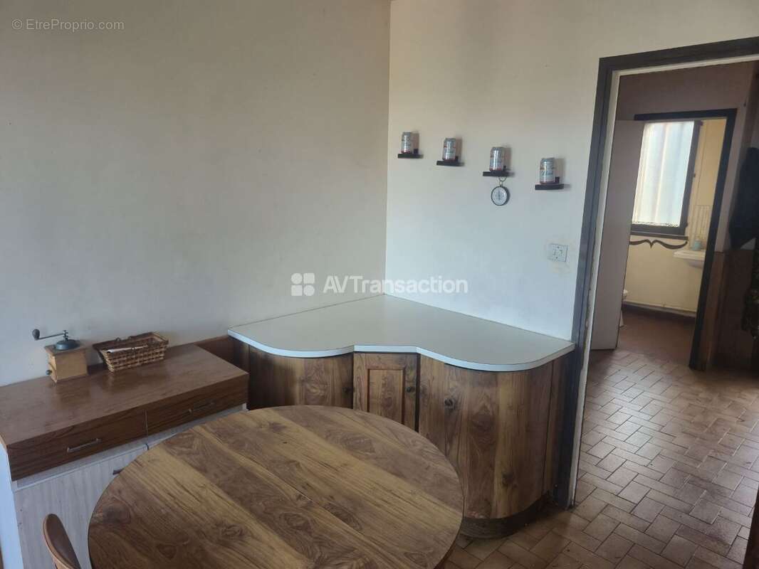 Maison à DECAZEVILLE