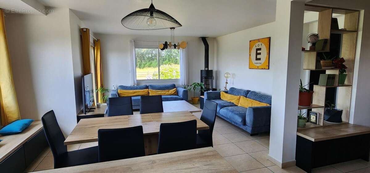 Maison 125 m² à Gourlizon  - photo 5