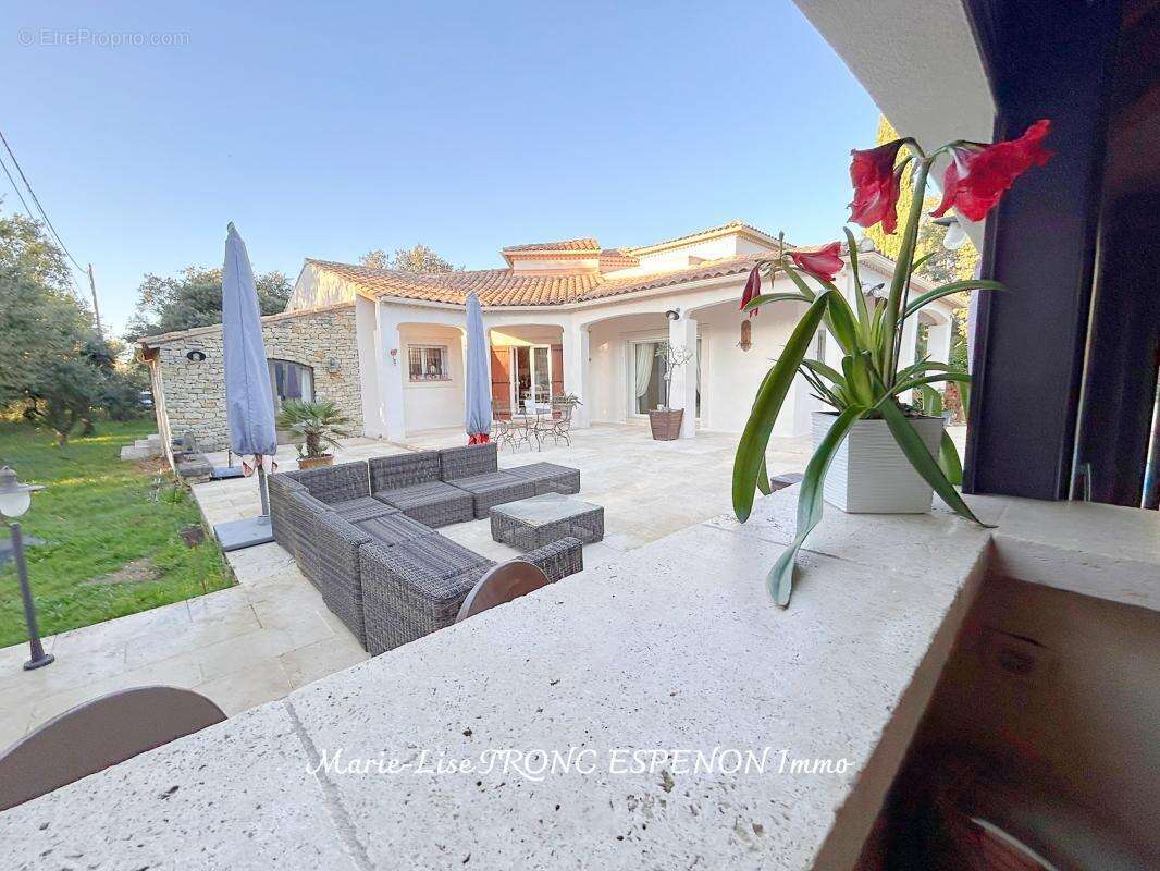 Maison à PERNES-LES-FONTAINES