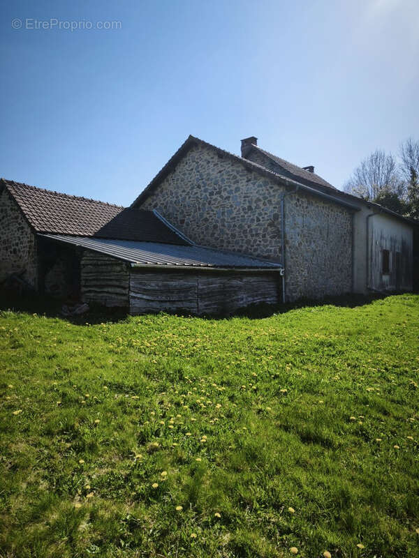 Maison à LE CHALARD