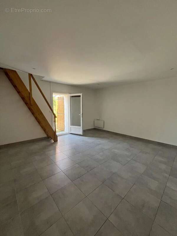 L'agence via immobilier vous propose :a gignac la nerthe  ra - photo 7