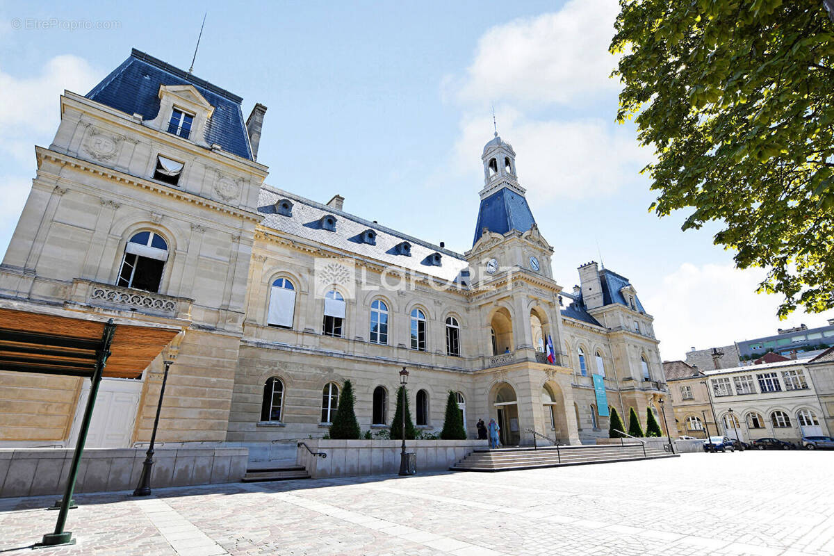 Appartement à PARIS-14E
