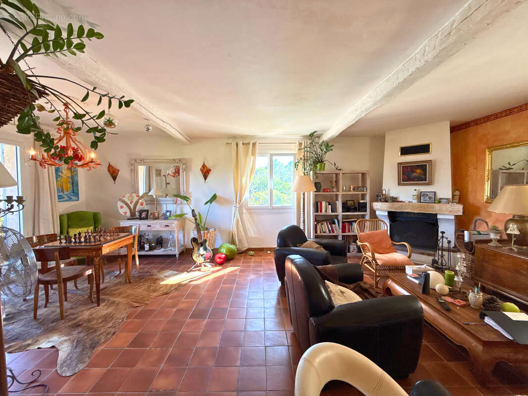 Maison à PEYMEINADE