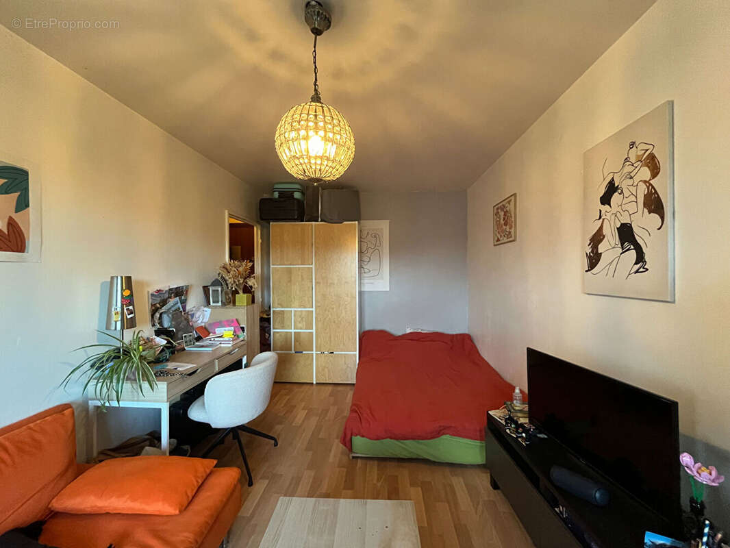 Appartement à SAINT-CYR-SUR-LOIRE