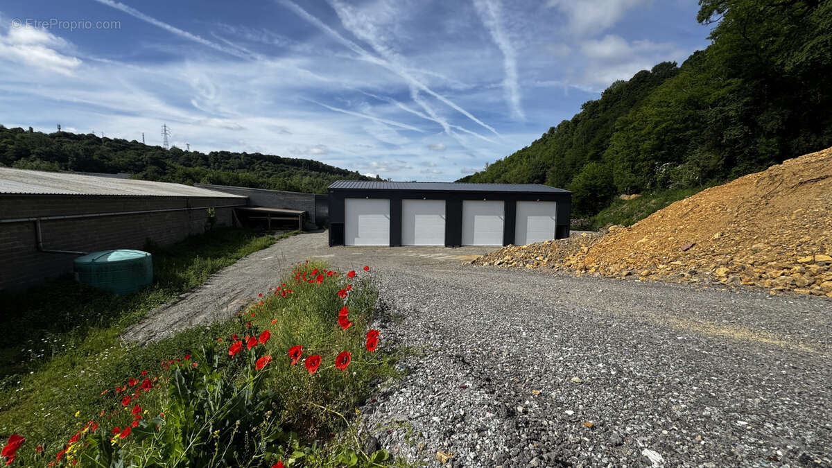 Commerce à LEXY