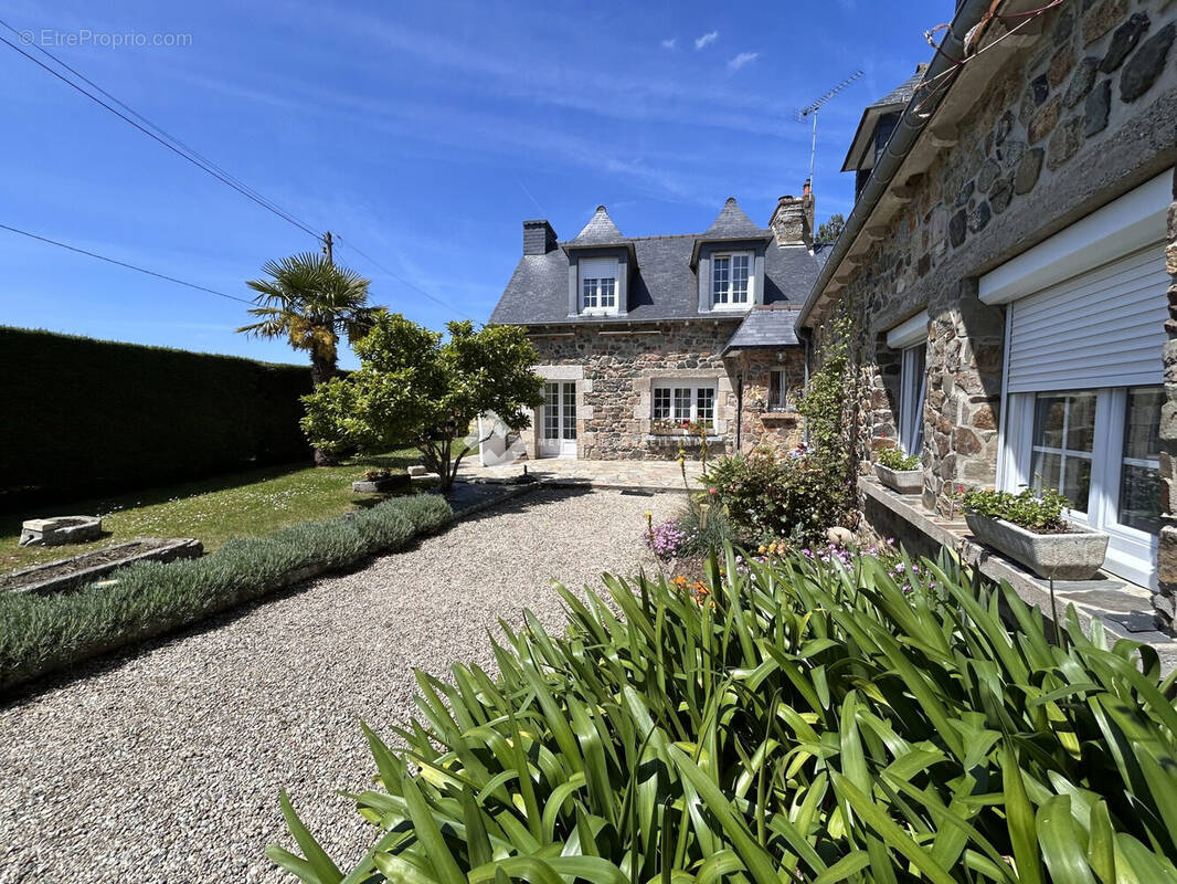 Maison à HILLION