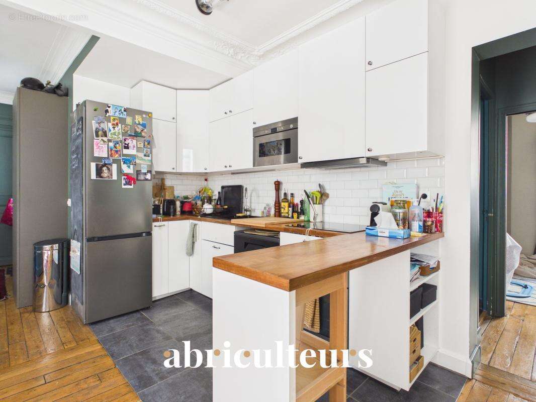 Appartement à PARIS-10E