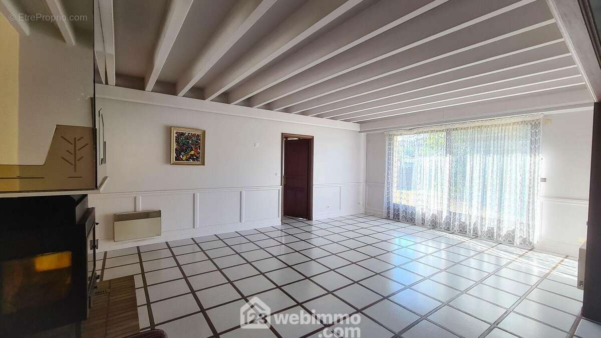 Maison 370 m² à Idron  - photo 5