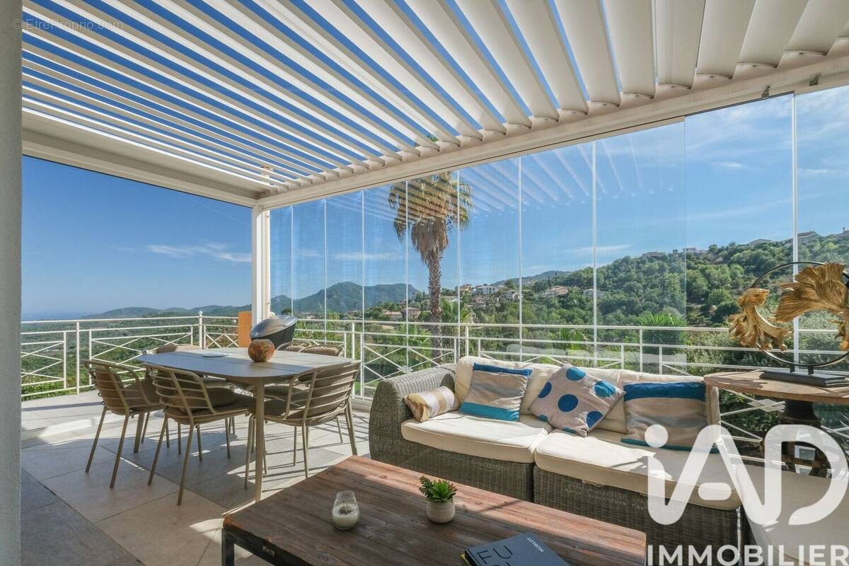 Photo 1 - Maison à LES ADRETS-DE-L'ESTEREL