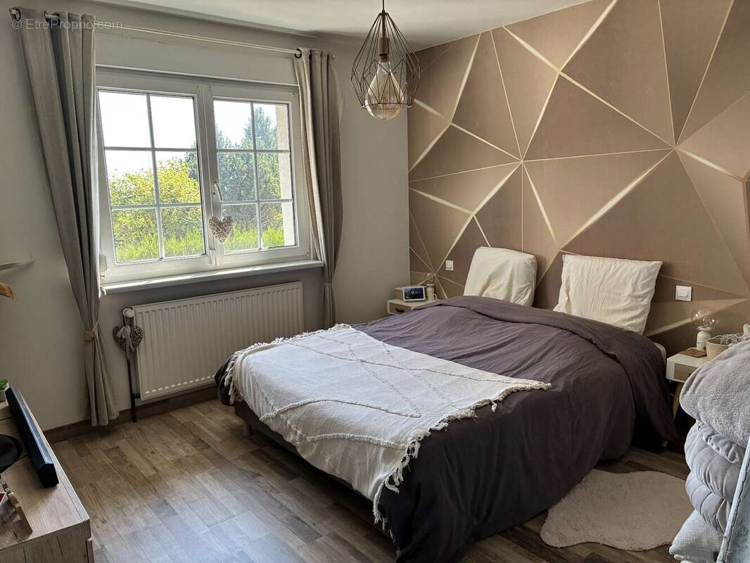 Maison 93 m² à Hottviller  - photo 6