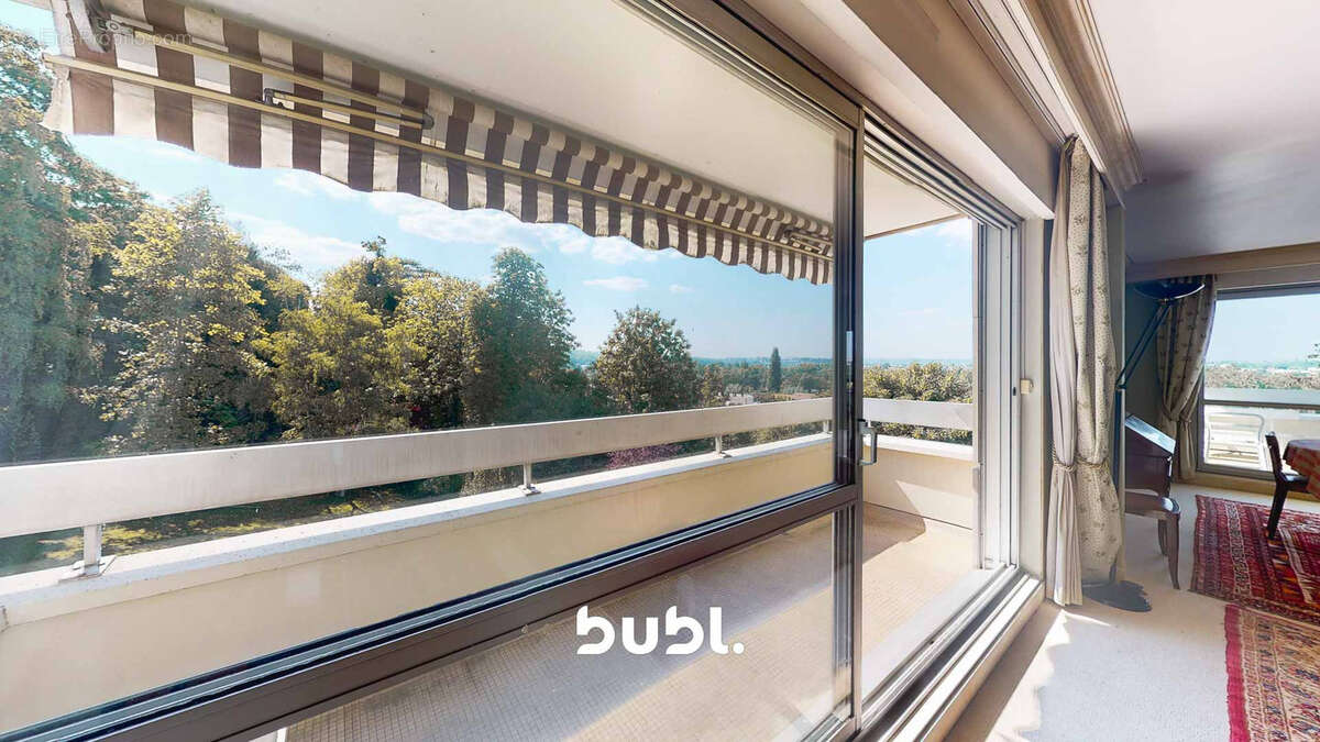 Appartement à BOUGIVAL