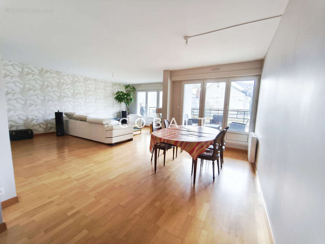 Appartement T4 avec terrasse - photo 5