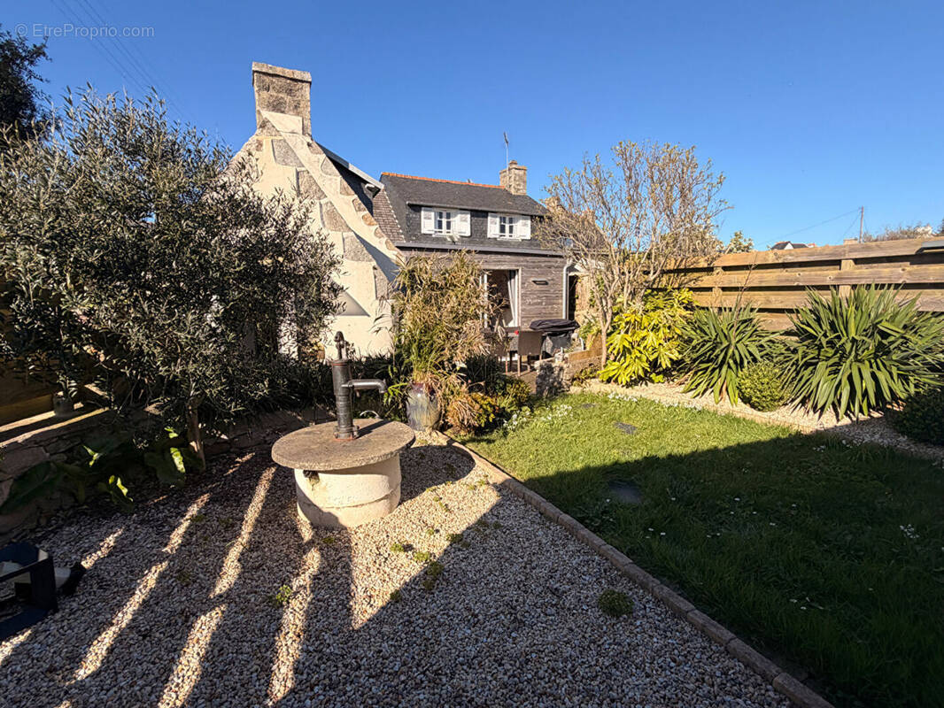 Maison à PLEUMEUR-BODOU