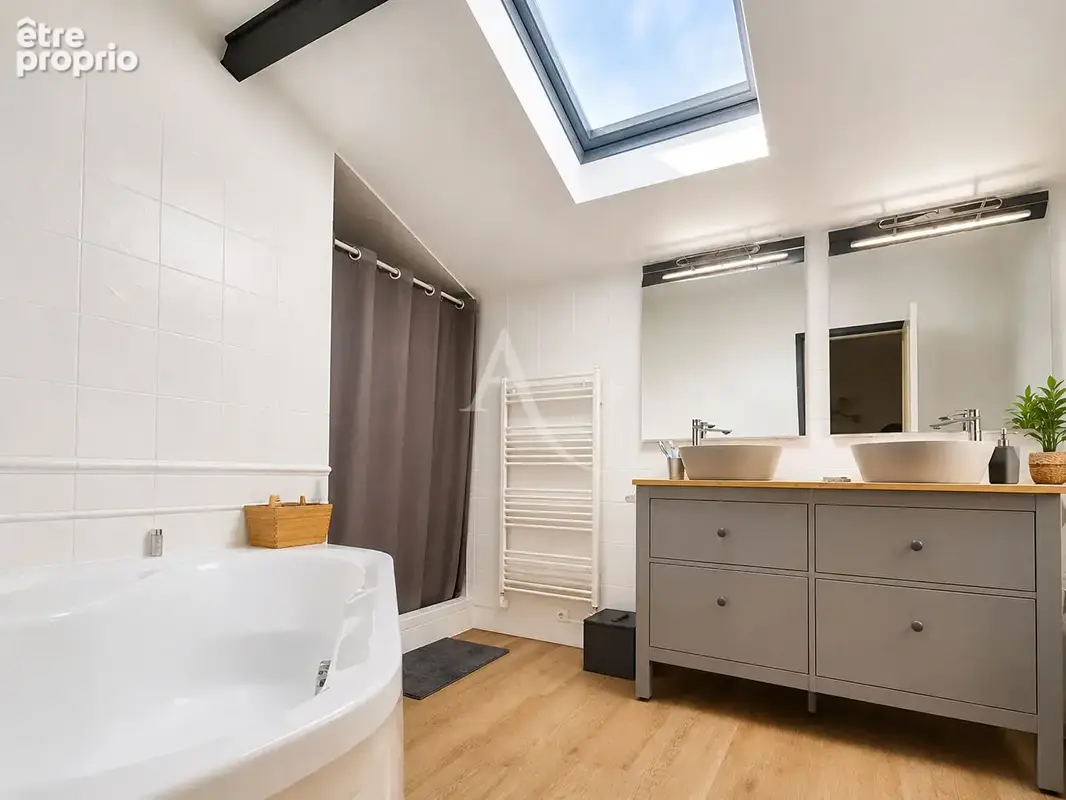 MERIGNAC ARLAC - Maison familiale, 5 chambres avec grand jardin et piscine. - photo 10