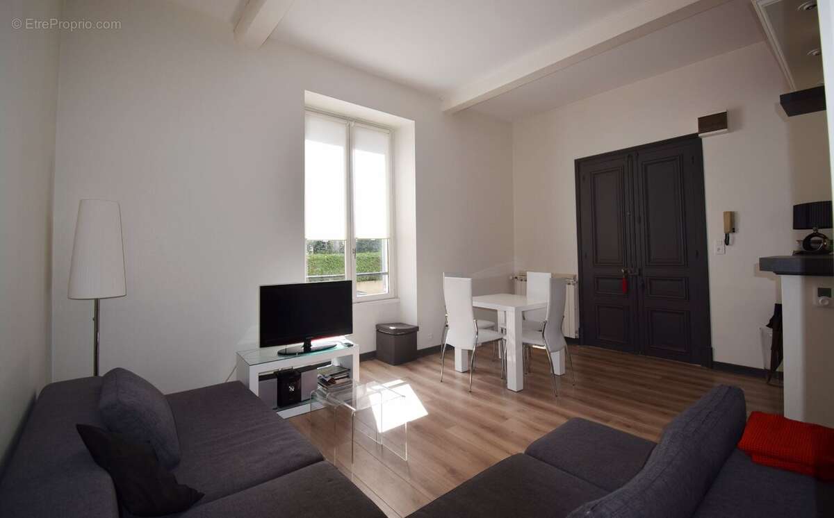 Vente appartement 2 pièces avec cave proche centre ville de VICHY - photo 3