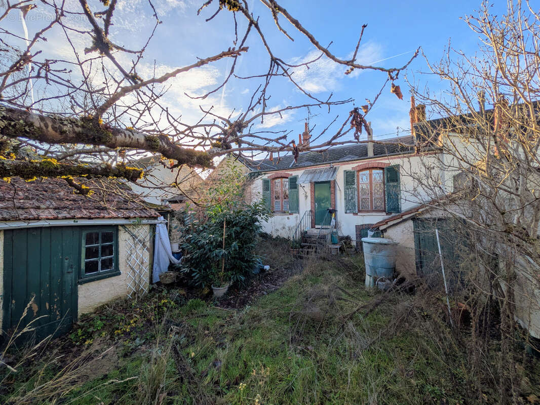 Maison à CHALETTE-SUR-LOING