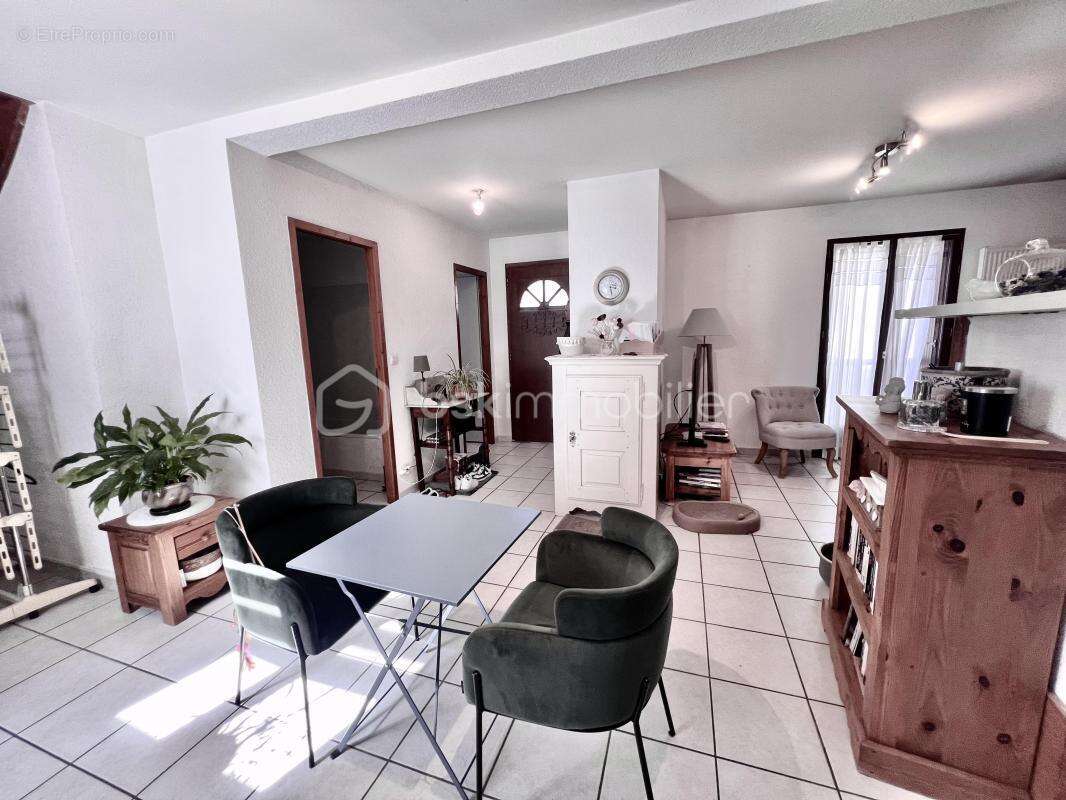 Appartement à SAINT-JEAN-DE-MAURIENNE