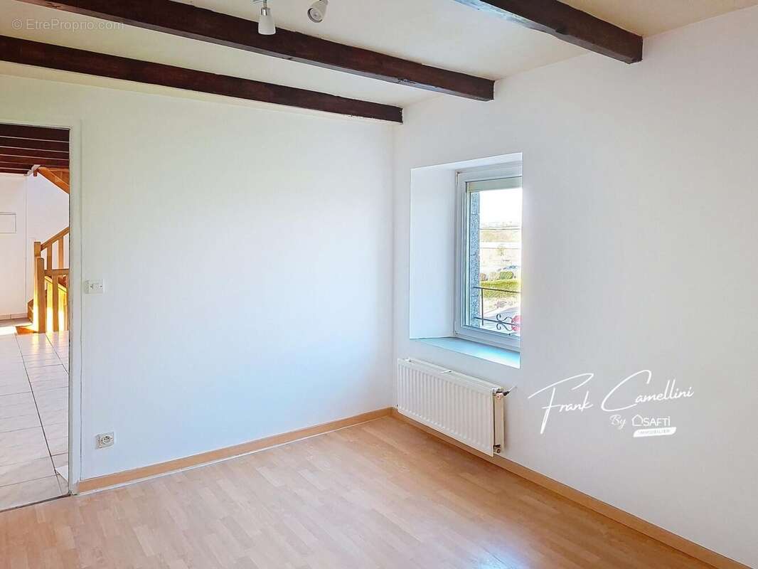 Maison 140 m² à Brelidy  - photo 9