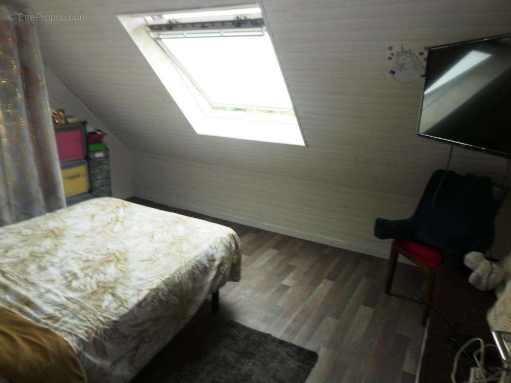 Maison 106 m² à Le Croisty  - photo 10