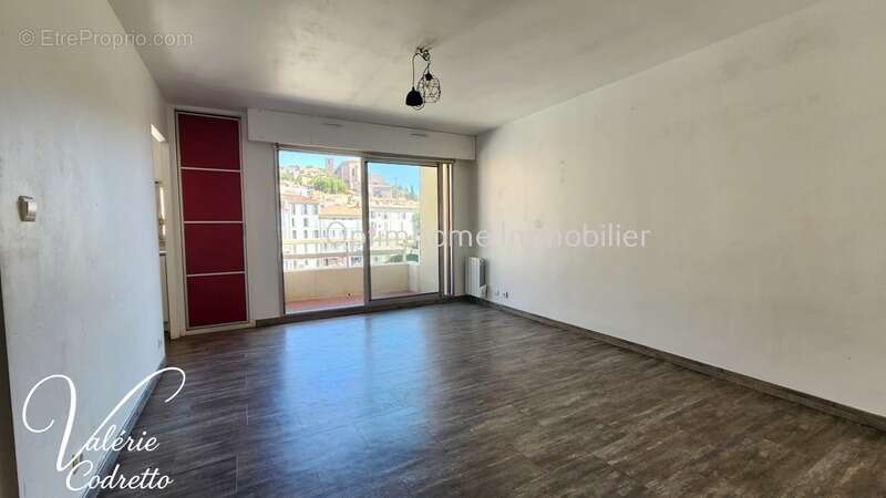 Appartement à HYERES