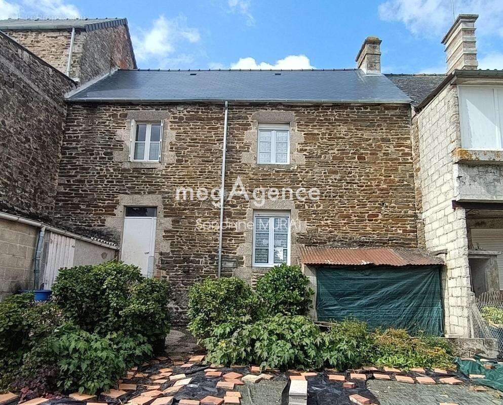 Maison à PRE-EN-PAIL