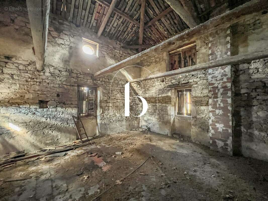 Maison à BARJAC