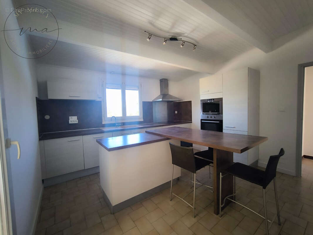 Maison à SAUVIAN