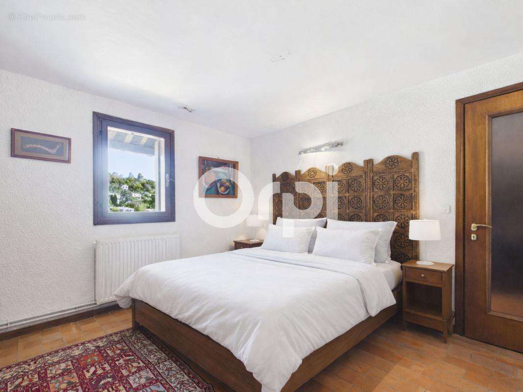 Maison à MANDELIEU-LA-NAPOULE