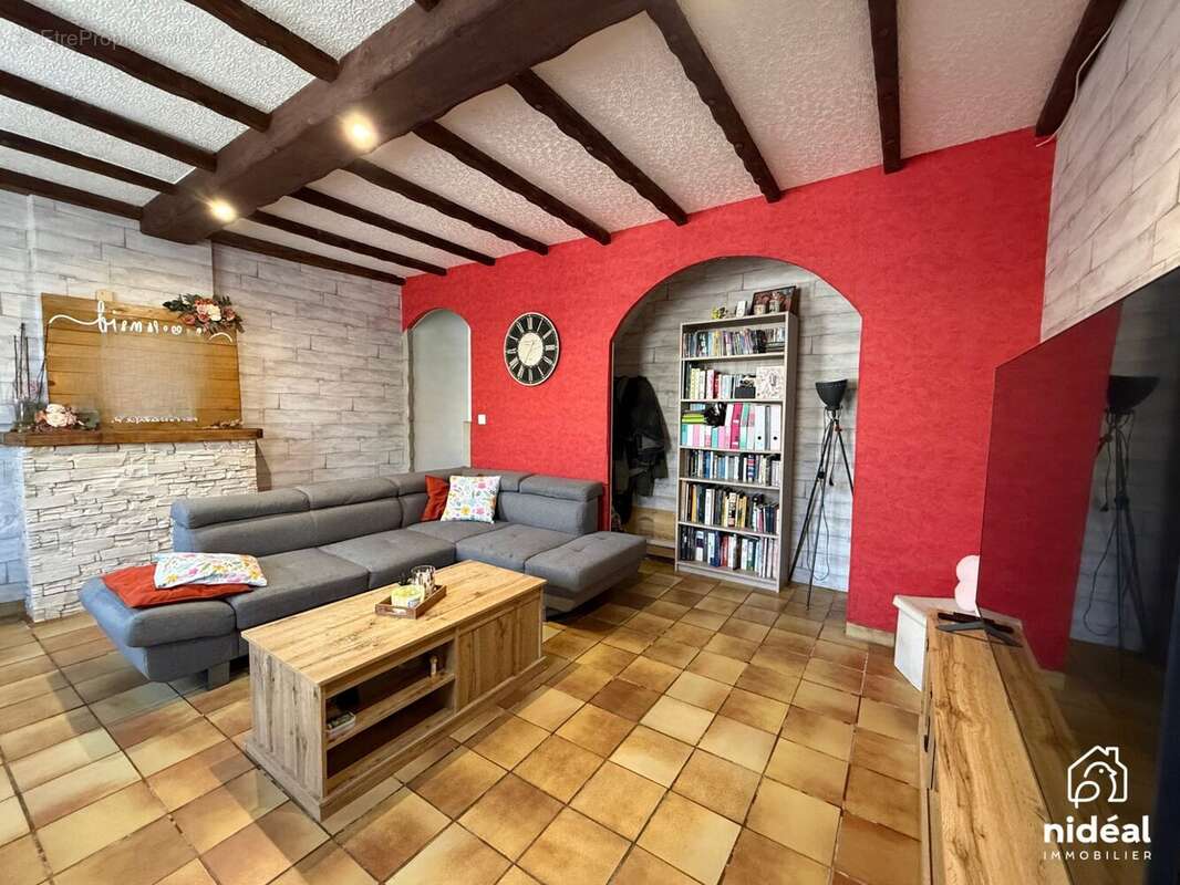 Maison à FERRIERE-LA-GRANDE
