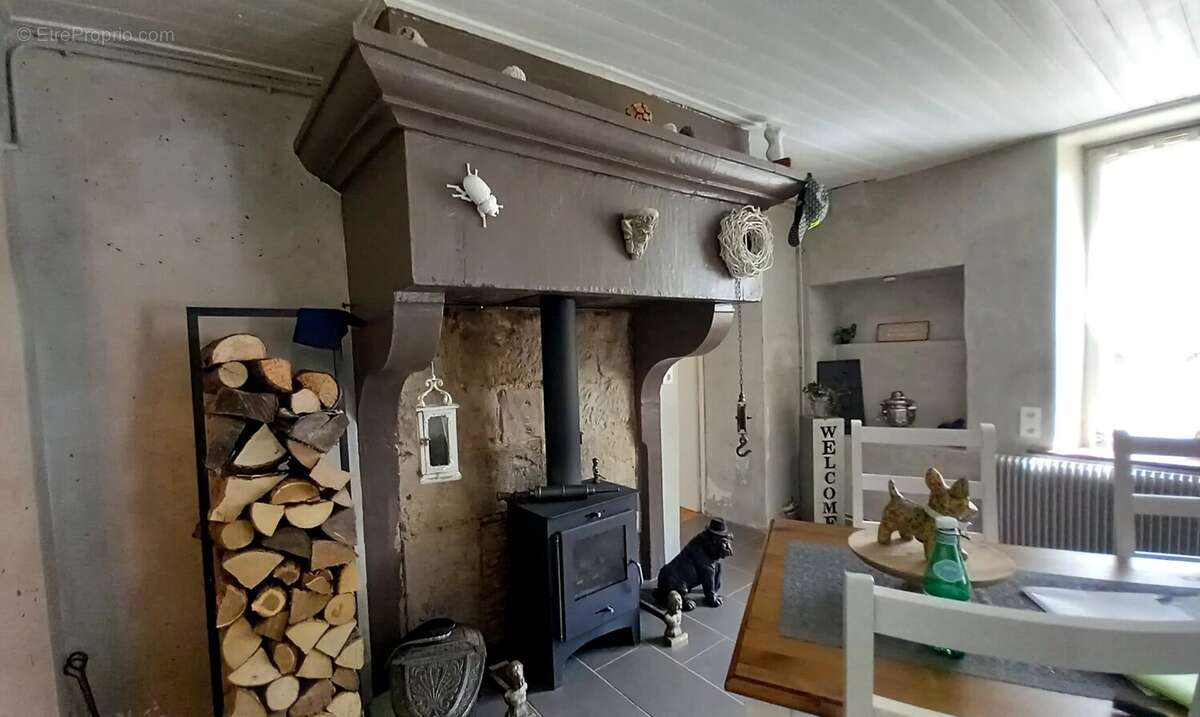 Maison à REGNEVELLE