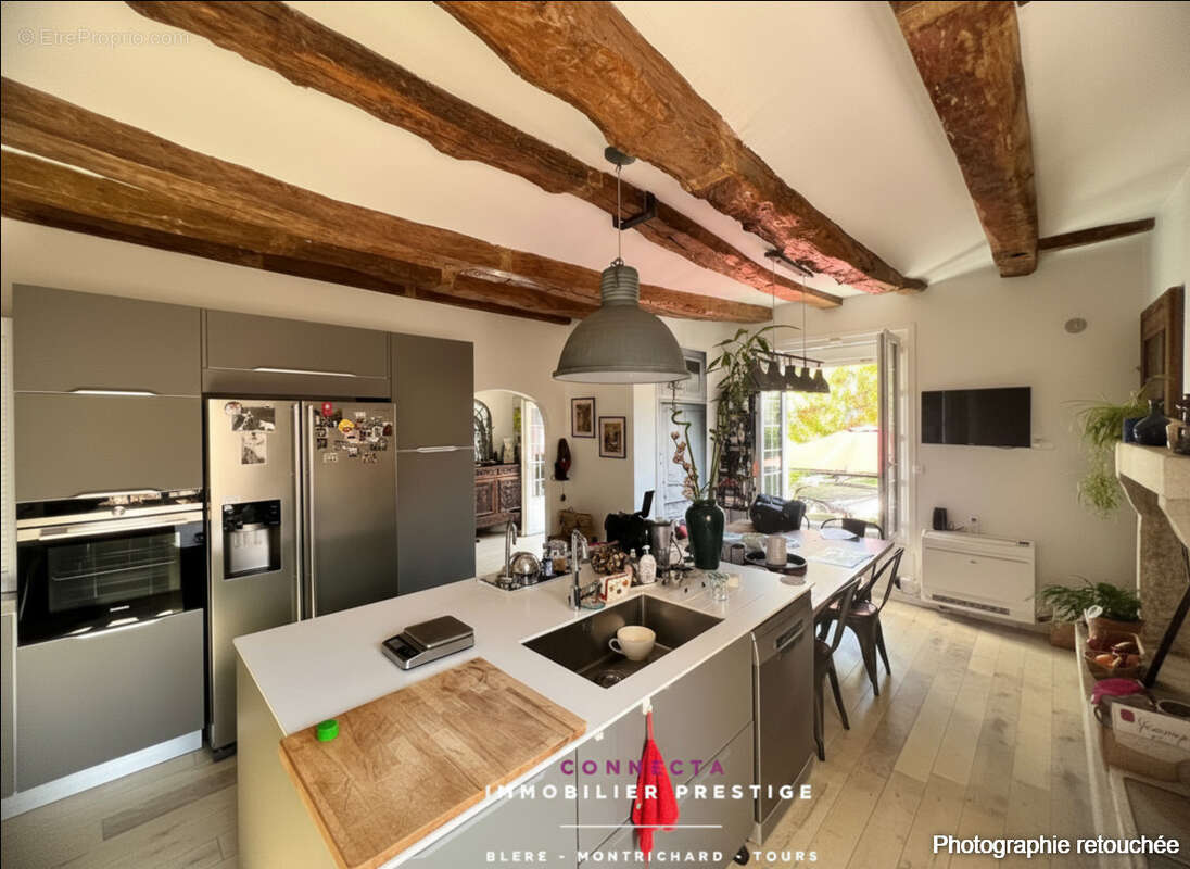 Maison à AZAY-SUR-CHER