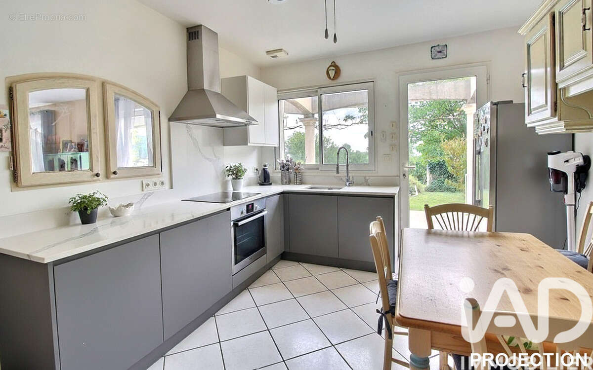 Photo 3 - Maison à VELAUX