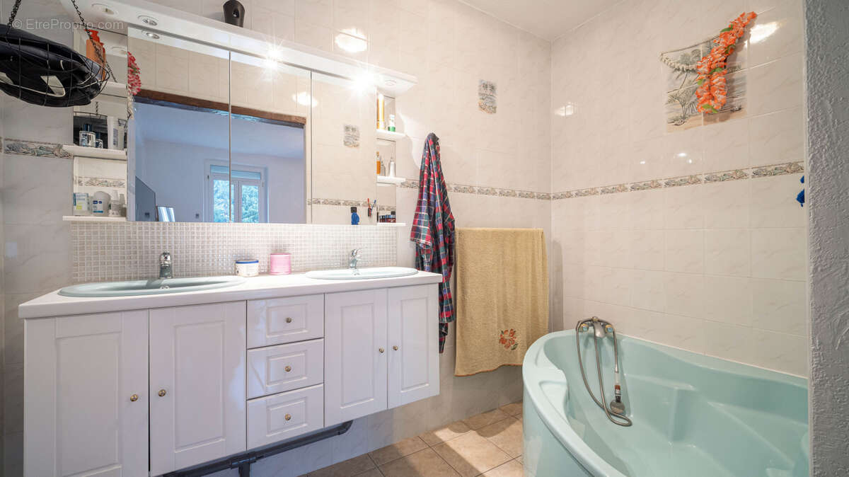 Maison à LORIOL-SUR-DROME