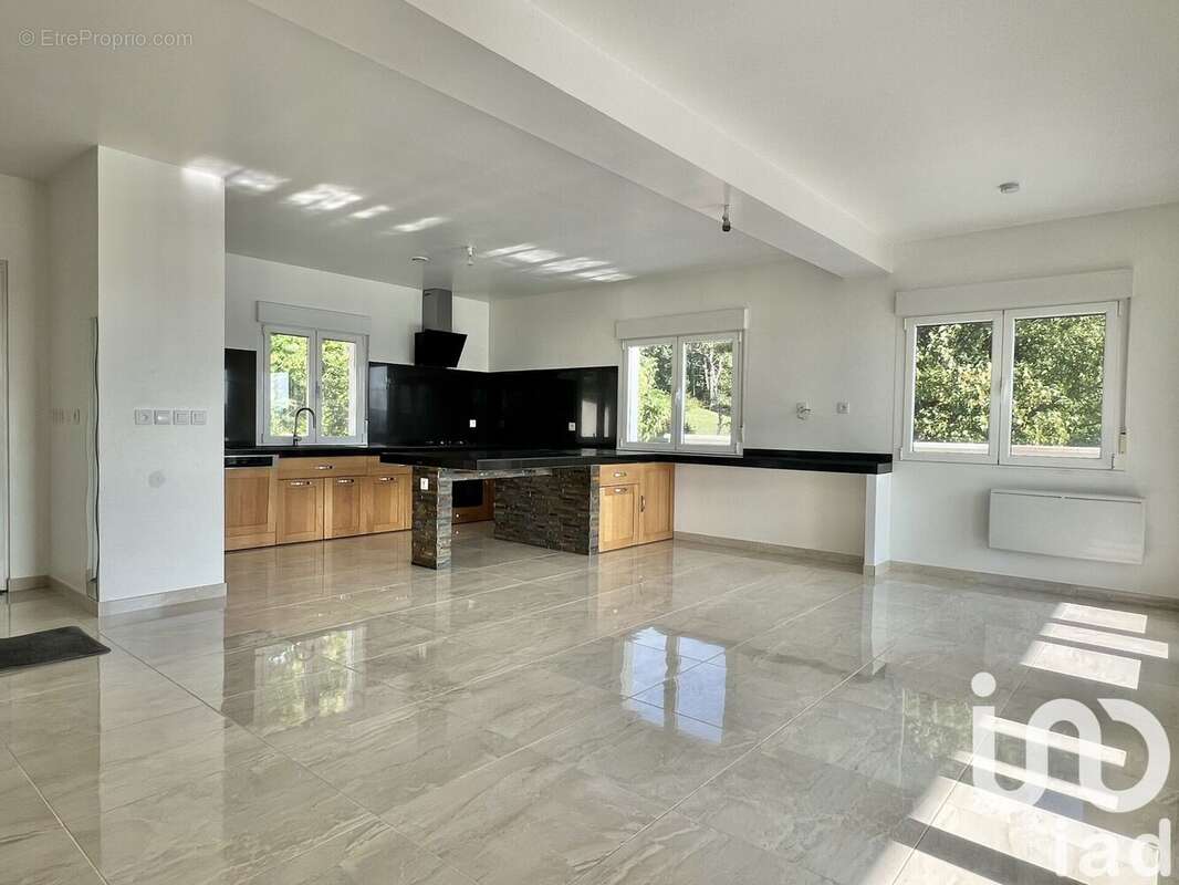 Photo 6 - Maison à SENS