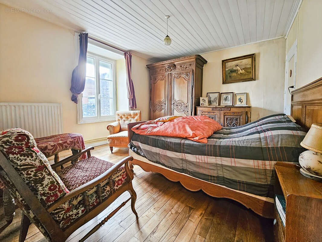Maison à ANTRAIN