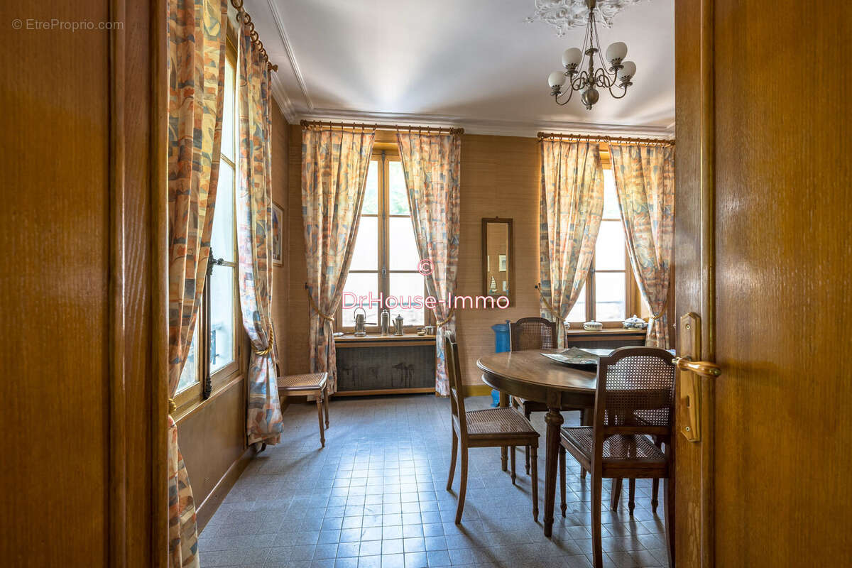 Maison à MANTES-LA-JOLIE