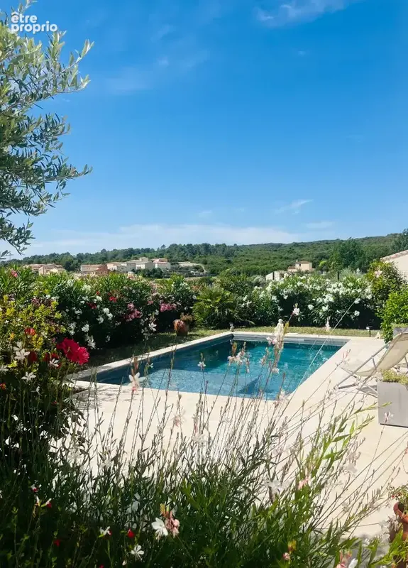 Villa de 120m2 avec piscine à Goudargues centre village - photo 10
