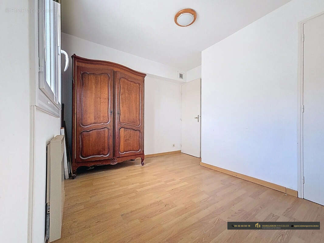 Appartement 3 pièces 77 m² à vendre à Martigues (13500) - photo 8