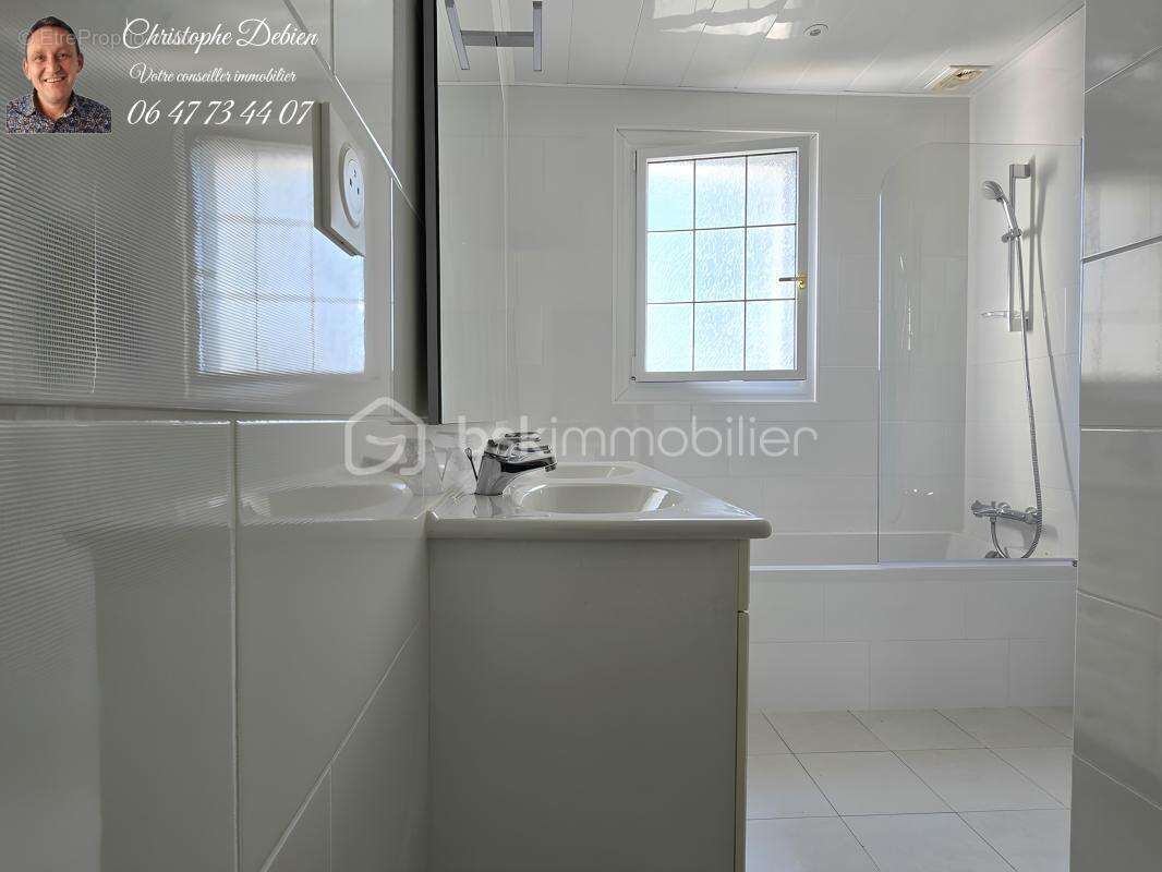 Maison à SAINT-GEORGES-DE-MONTAIGU