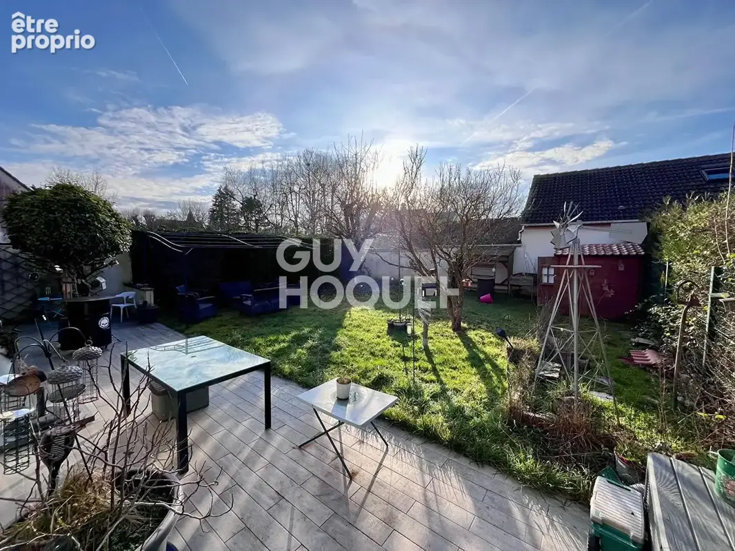 Maison  6 pièce(s) - neufmoutiers en brie - photo 2