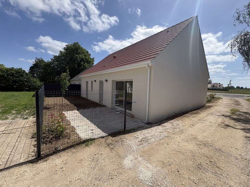 maison neuve, T4, plein-pied, garage, Mareau-aux-près - Maison à MAREAU-AUX-PRES