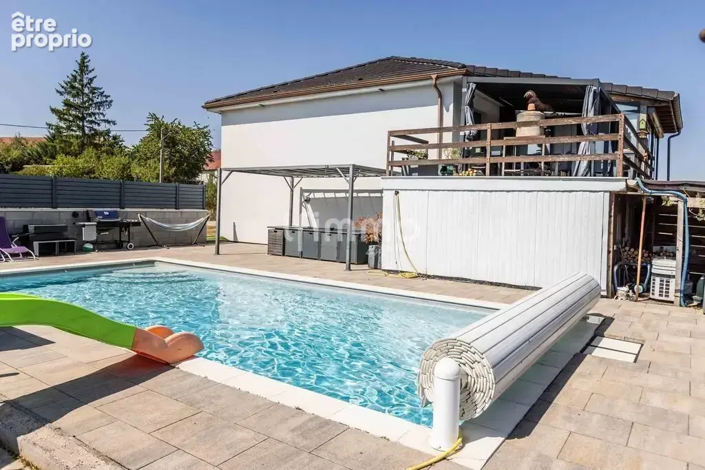 Maison familiale, belles prestations, avec grand terrain en camp - photo 12