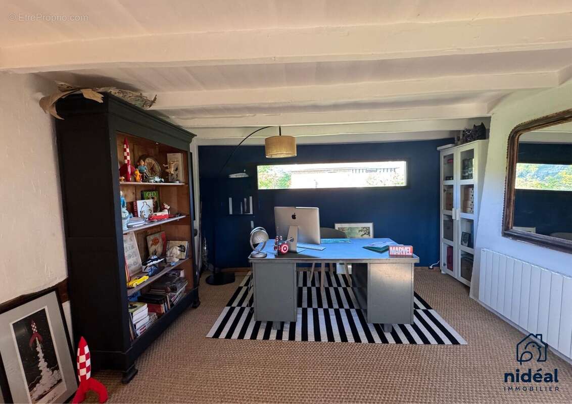 Maison à LE MESNIL-SOUS-JUMIEGES