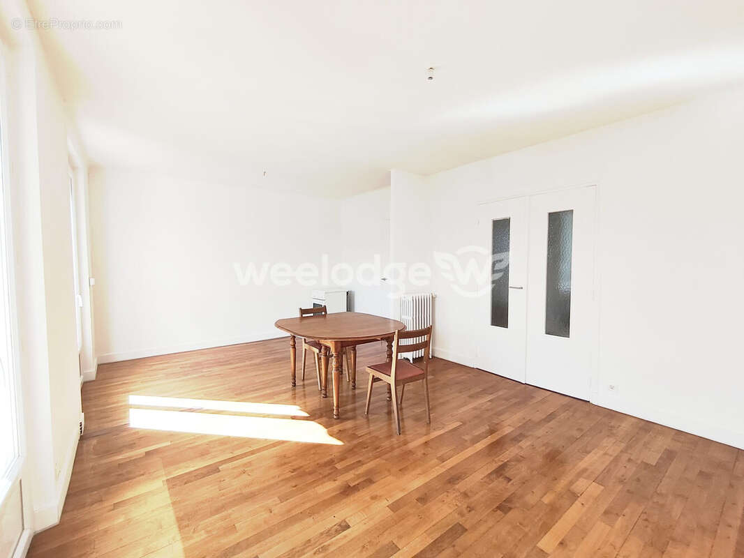 Appartement à MEZY-SUR-SEINE