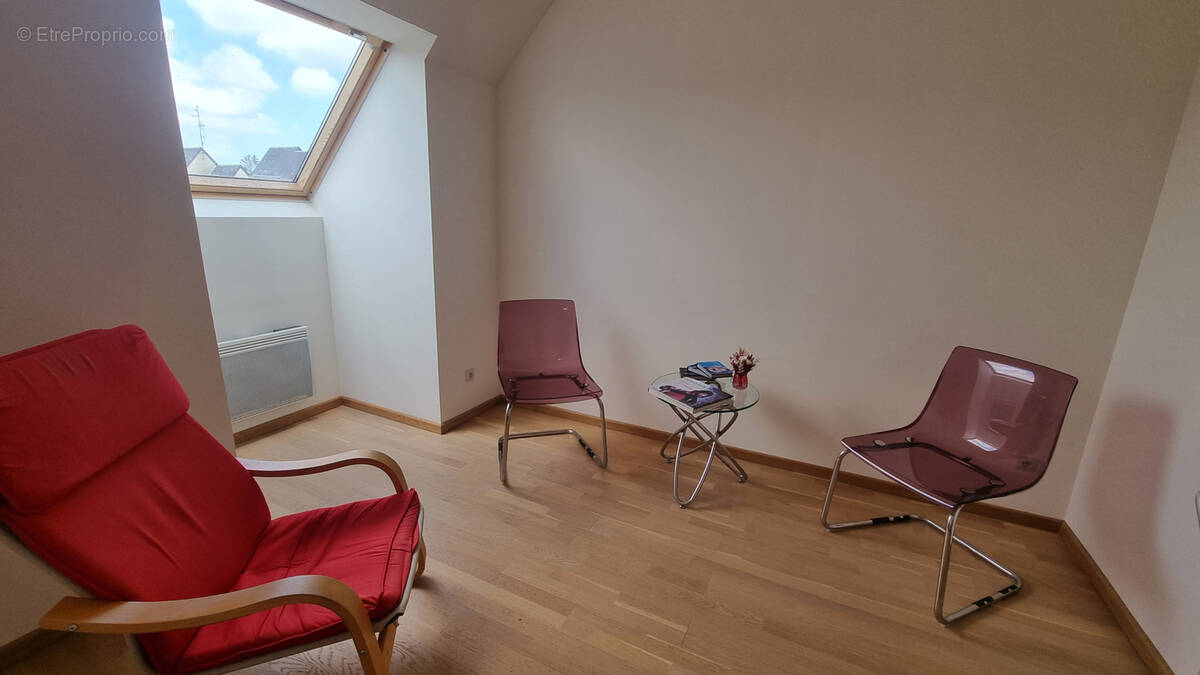 Commerce à SAINT-GERMAIN-LA-BLANCHE-HERBE