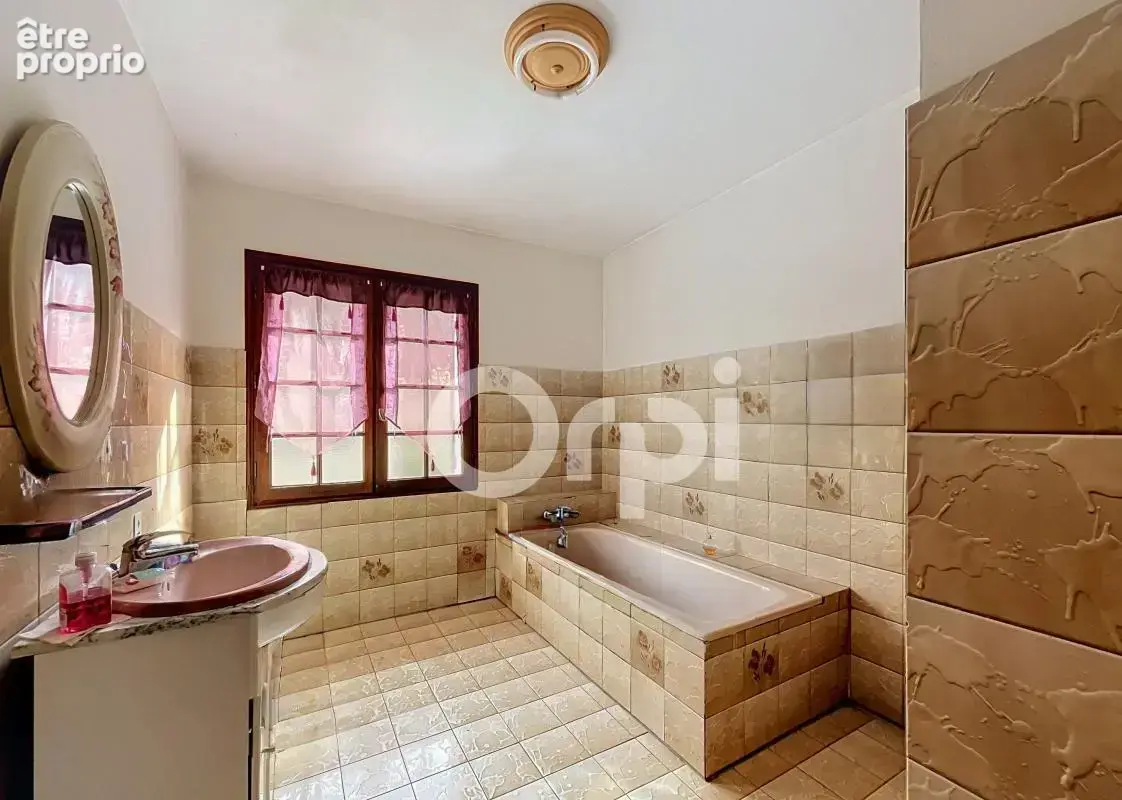  Maison semi‑enterrée de 1980 avec logement indépendant – 1,6 hectare de terrain - photo 13