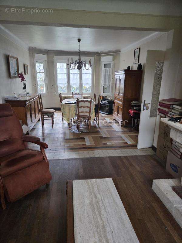 Plus qu’une maison, un potentiel à révéler - photo 5