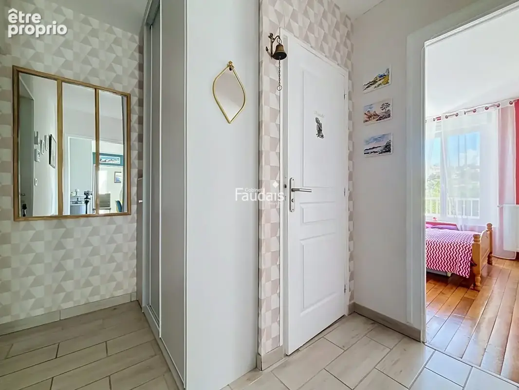 Appartement 4 pièces 86 m² à vendre à Saint-Lo (50000) - photo 4