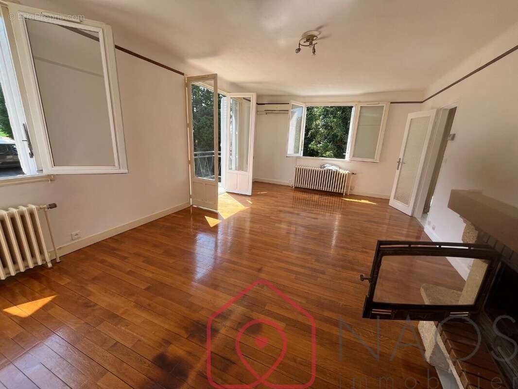 Maison à BEAUMONT-DU-GATINAIS